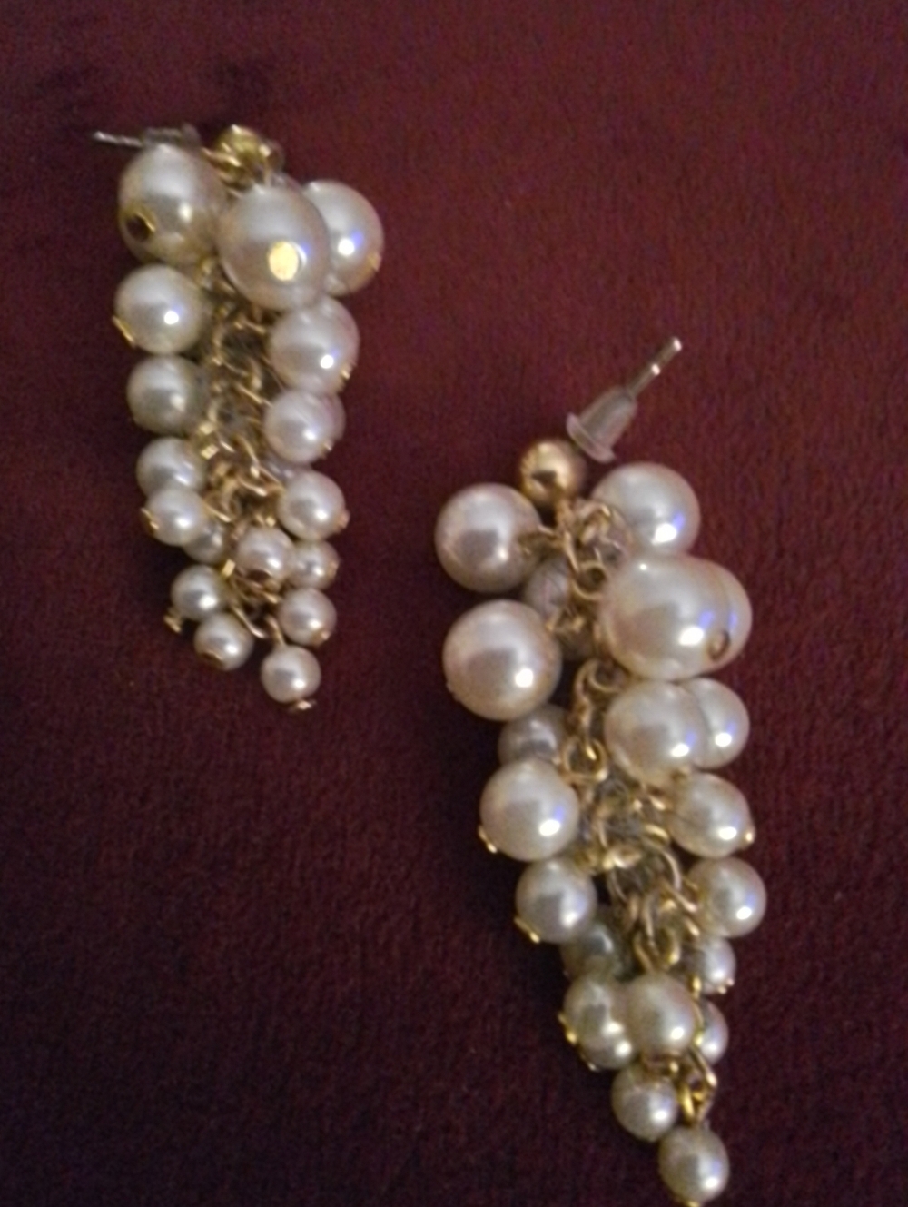 Gold Chain Pearl Cluster Drop Earrings - White Pearls - Picture 2 of 2